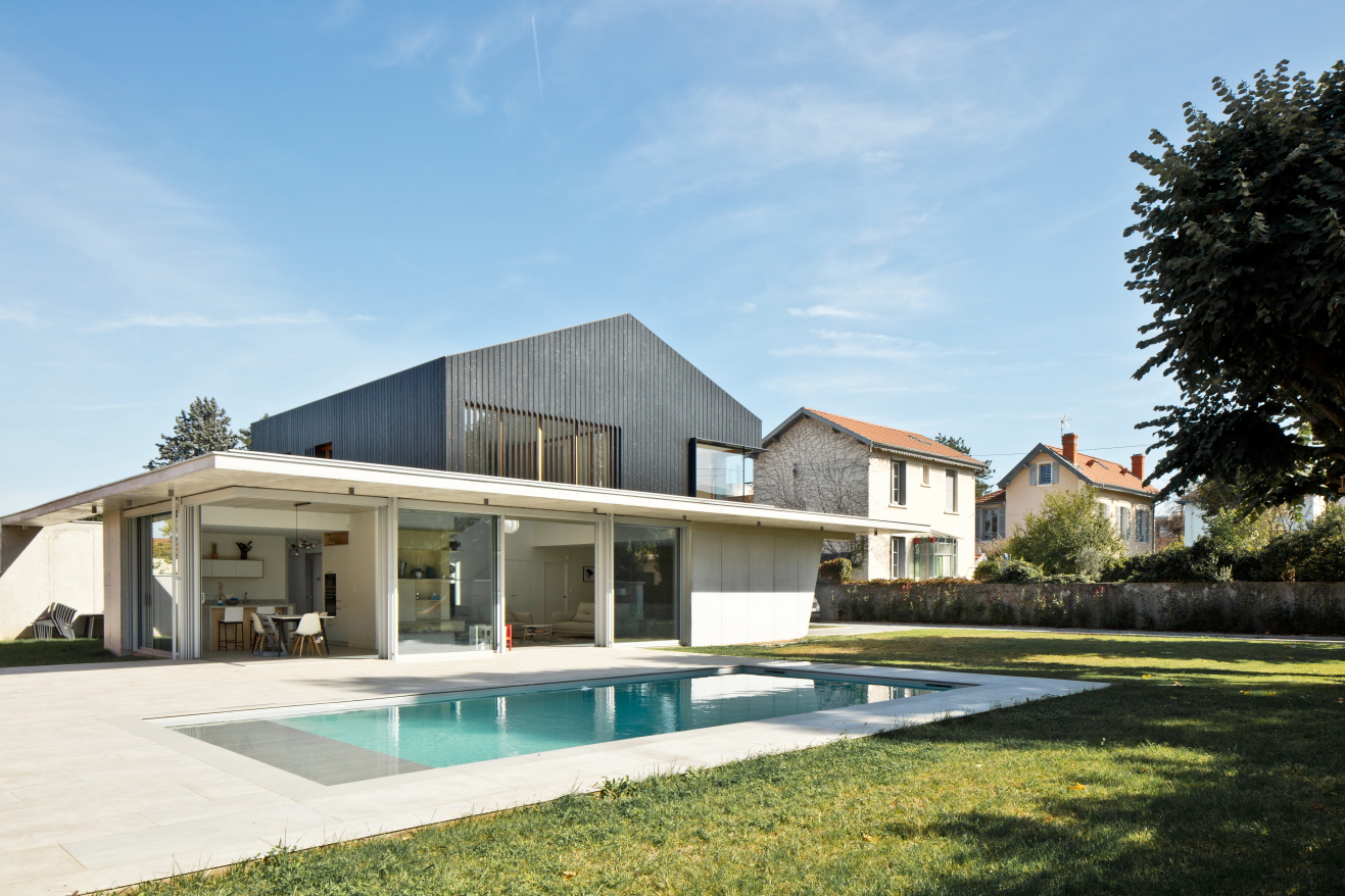 Gendai reference project in Lyon, France with pool